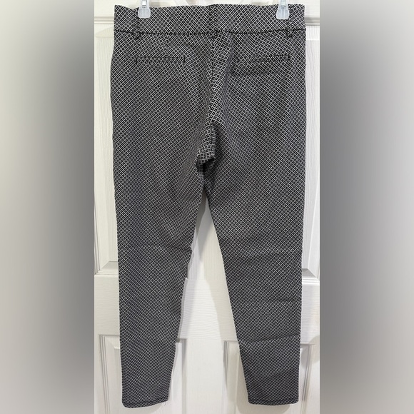 Shinestar Black and White Patterned Cropped Pants work office corpcore - Picture 4 of 4